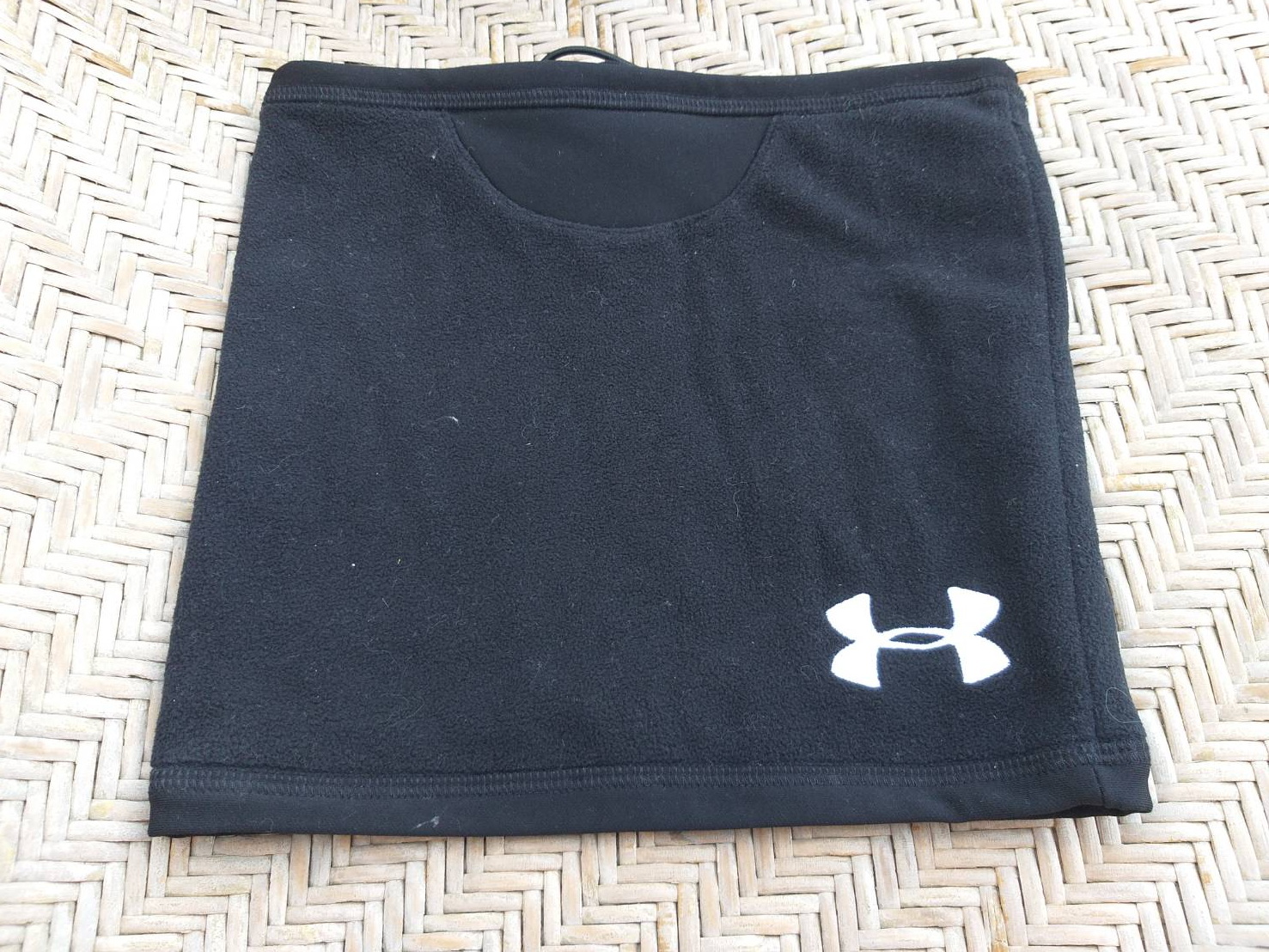 ปลอกคอกันหนาว Under Armour (ของใหม่)
