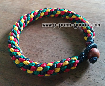 ข้อมือเชือกเทียนถัก