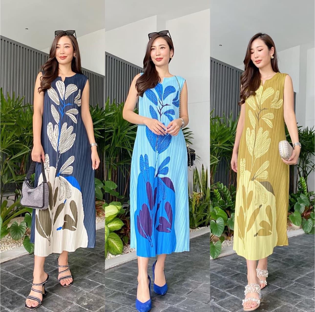 แม็กซี่เดรสตัวยาว แพทเทิร์นอัดพลีทเข้าเคิร์ฟ ทรงคอกลม แขนกุด สวย Premium 👍🏻 ดีไซด์ เพ้นท์ลายดอกไม้ 🪸🪸 เนื้อผ้าพลีทเนื้อนิ่ม นุ่ม ใส่สบาย 👍🏻 สินค้าคุณภาพ (พร้อมส่ง)