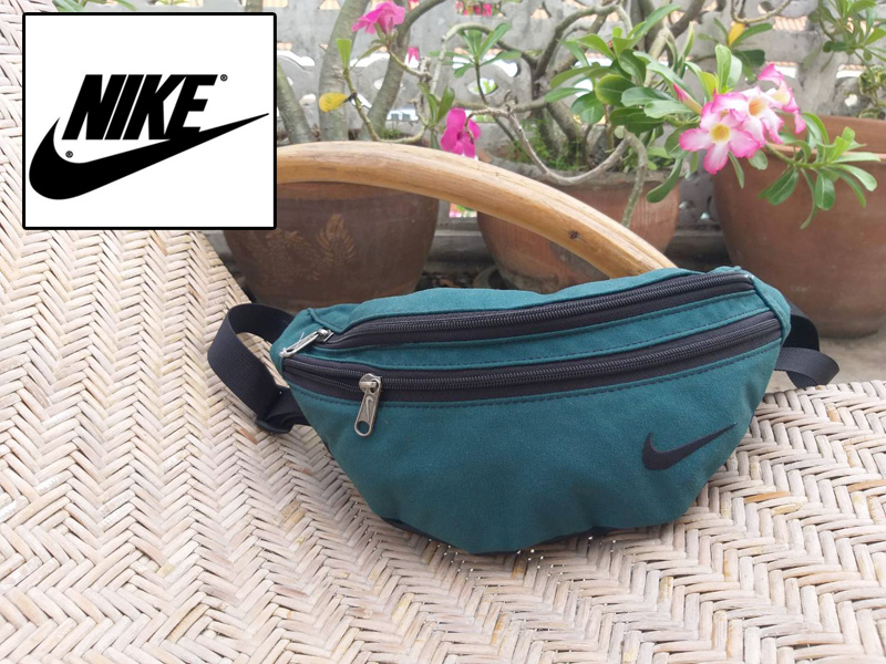 กระเป๋าคาดเอว NIKE (ของใหม่)
