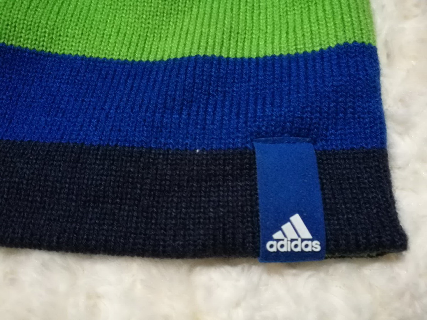 หมวกไหมพรม adidas (ของใหม่)