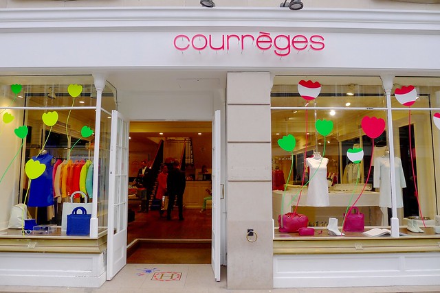 ผ้าพันคอ courreges 100% Wool (ของใหม่)