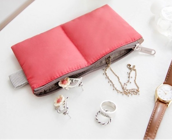 กระเป๋าเครื่องสำอางขนาดใหญ่ มาพร้อมกระเป๋าแยกขนาดเล็ก และถุง PVC ใส่แปรงแต่งหน้า (Travel Dresser Pouch)