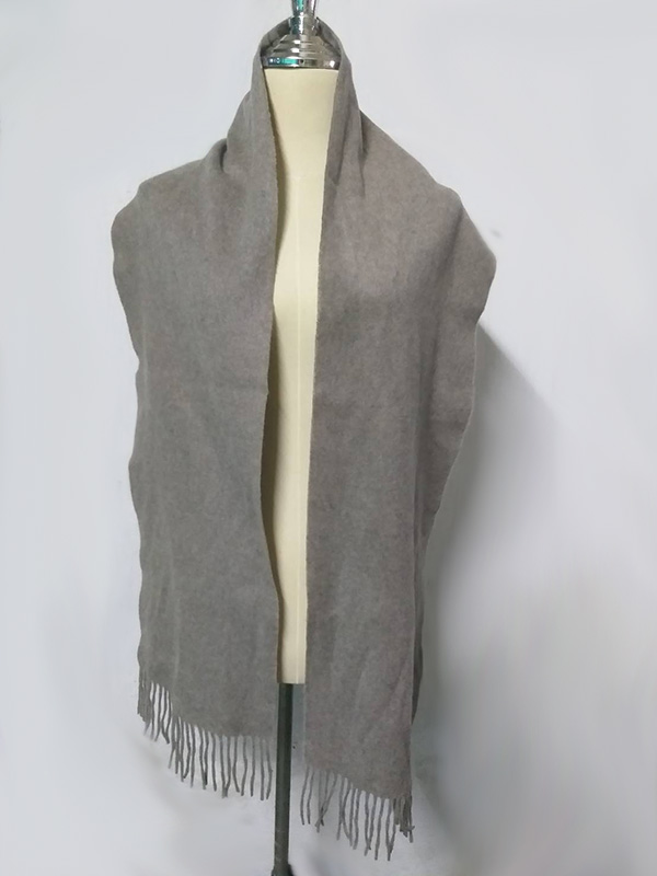 ผ้าพันคอแคชเมียร์ Uniqlo มี 2 สี (ของใหม่)