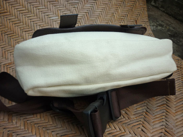 กระเป๋าคาดเอว แต่งลูกไม้หวานๆ /ของใหม่/