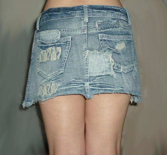 กระโปรงยีนส์ Visalia ร็อคแอบหวาน สวยมาก 31-39-10.5