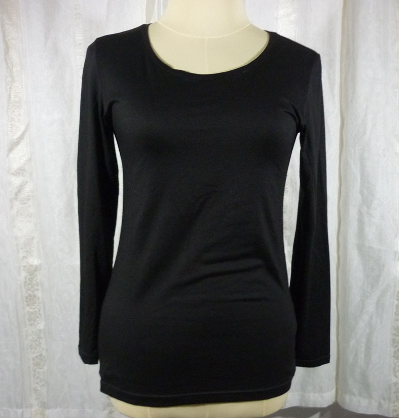 เสื้อฮีทเทคหญิง FIBERHEAT ไซด์ M
