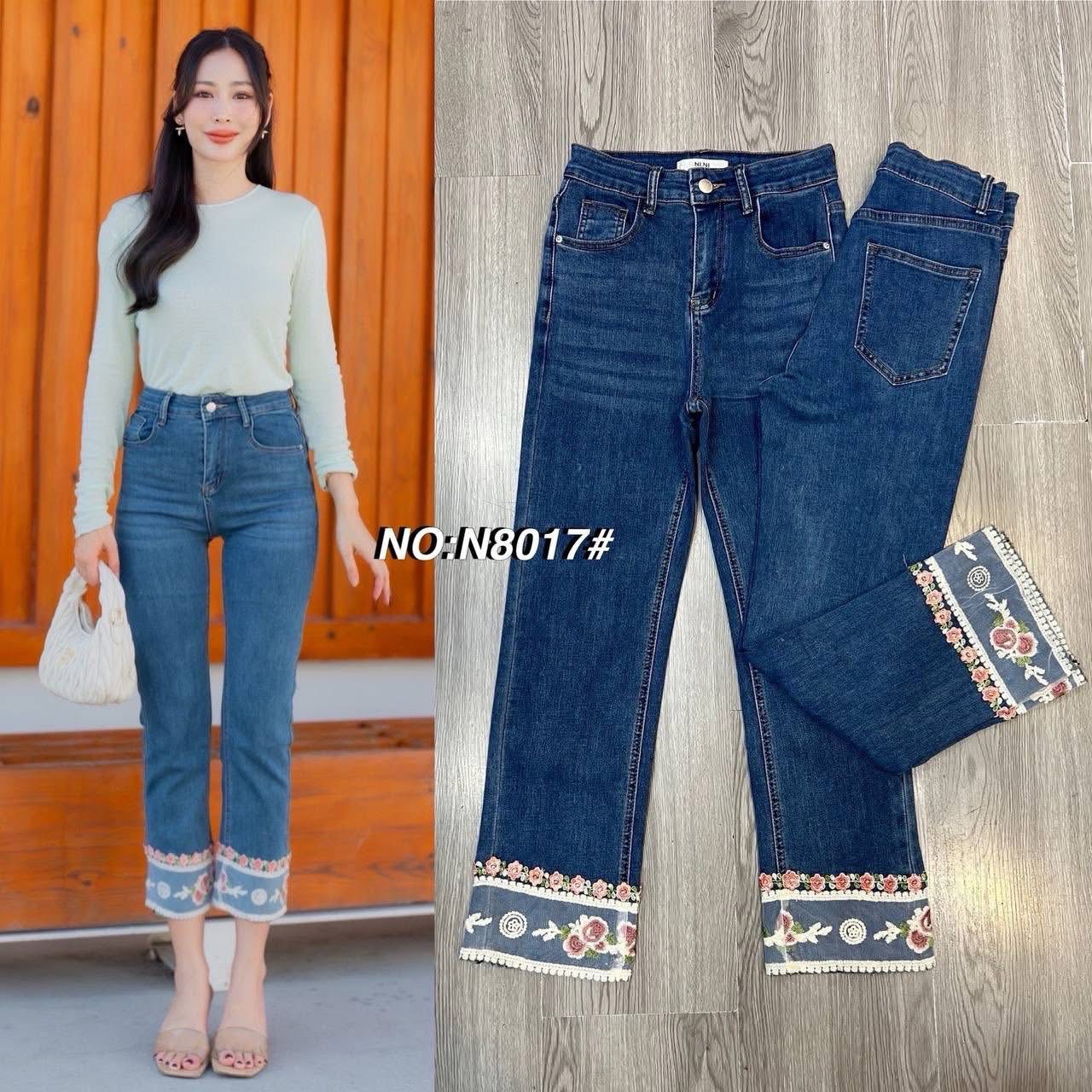 กางเกงยีนส์ทรง8ส่วน ทรงกระบอกเล็ก ปลายขาตัดต่อผ้า two tone style !!! แต่งลูกไม้ ใส่น่ารักมากๆค่า สวยฮิตสุดๆ ฟอกสีสวยมาก ใส่ทรงสวย ดูมีเชฟสุดๆ ใส่สบาย : สินค้าคุณภาพ (พร้อมส่ง)