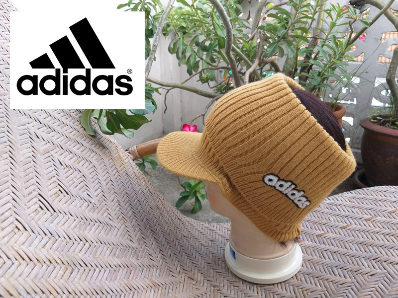 หมวกแก๊ปไหมพรม adidas สวยมาก