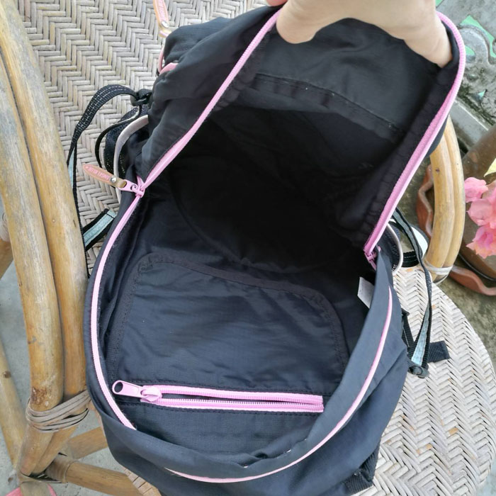 กระเป๋าเป้ Angel Blue น่ารักมาก น่าใช้