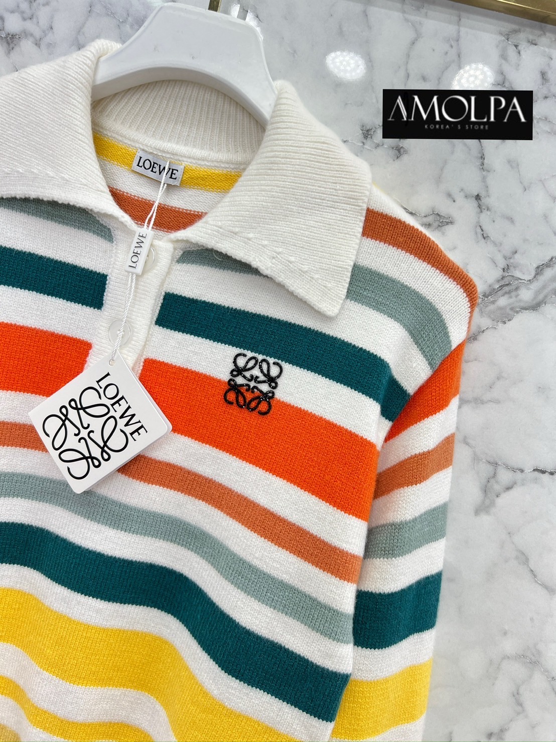 SWEATER LOEWE KNIT เนื้อผ้าดีม๊าก ผ้าใส่สบายมากกกก ห้ามพลาดเลยนะคะ ใส่สบายสุดๆ : สินค้าคุณภาพ (พร้อมส่ง)