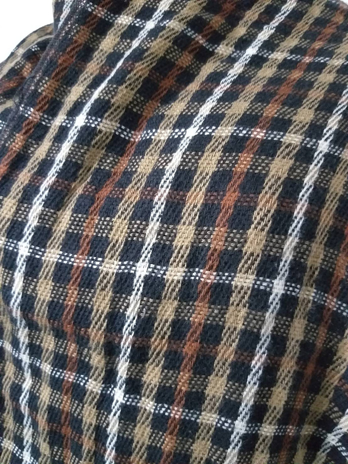 ผ้าพันคอ DAKS สวยมาก อุ่นมาก (ของใหม่)