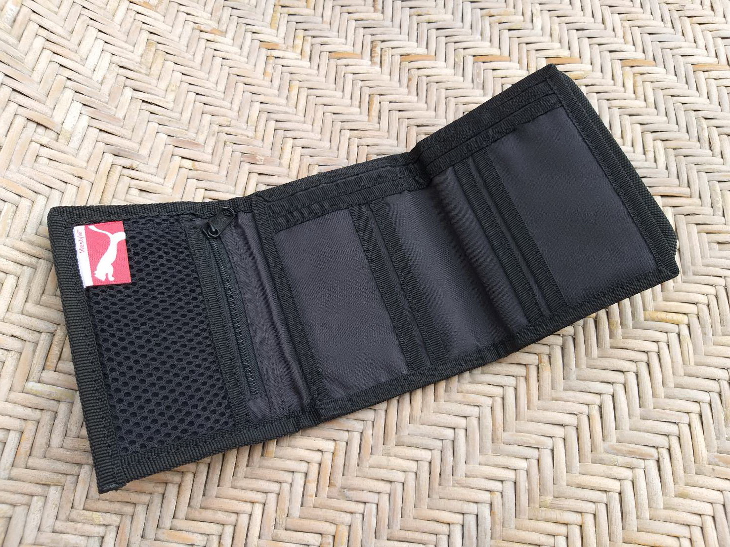 กระเป๋าสตางค์ PUMA สวยมาก (ของใหม่)