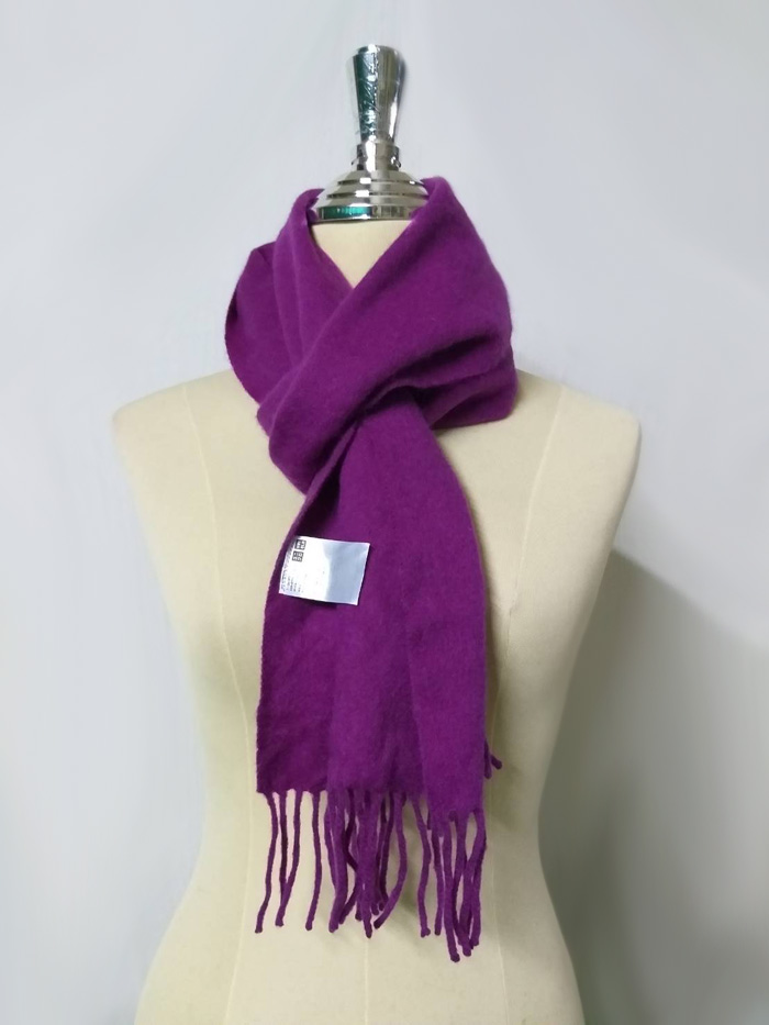ผ้าพันคอ 100% Cashmere Uniqlo สีสวยสุดใจ