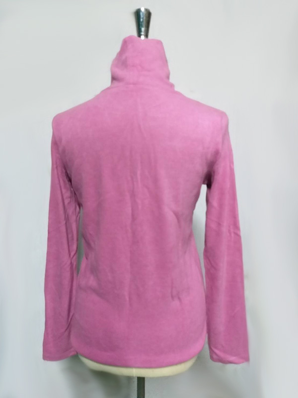 เสื้อคอเต่าผ้าฟลีซ Uniqlo ไซด์ M
