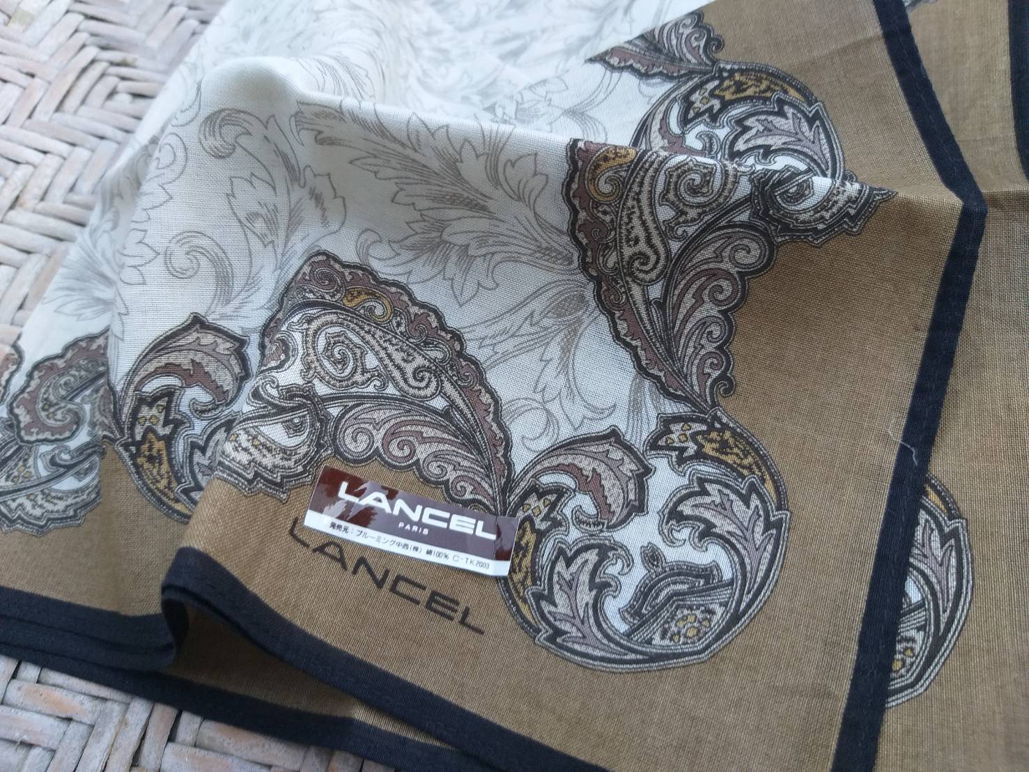 ผ้าเช็ดหน้า LANCEL สีสวย ผ้าบางเบา