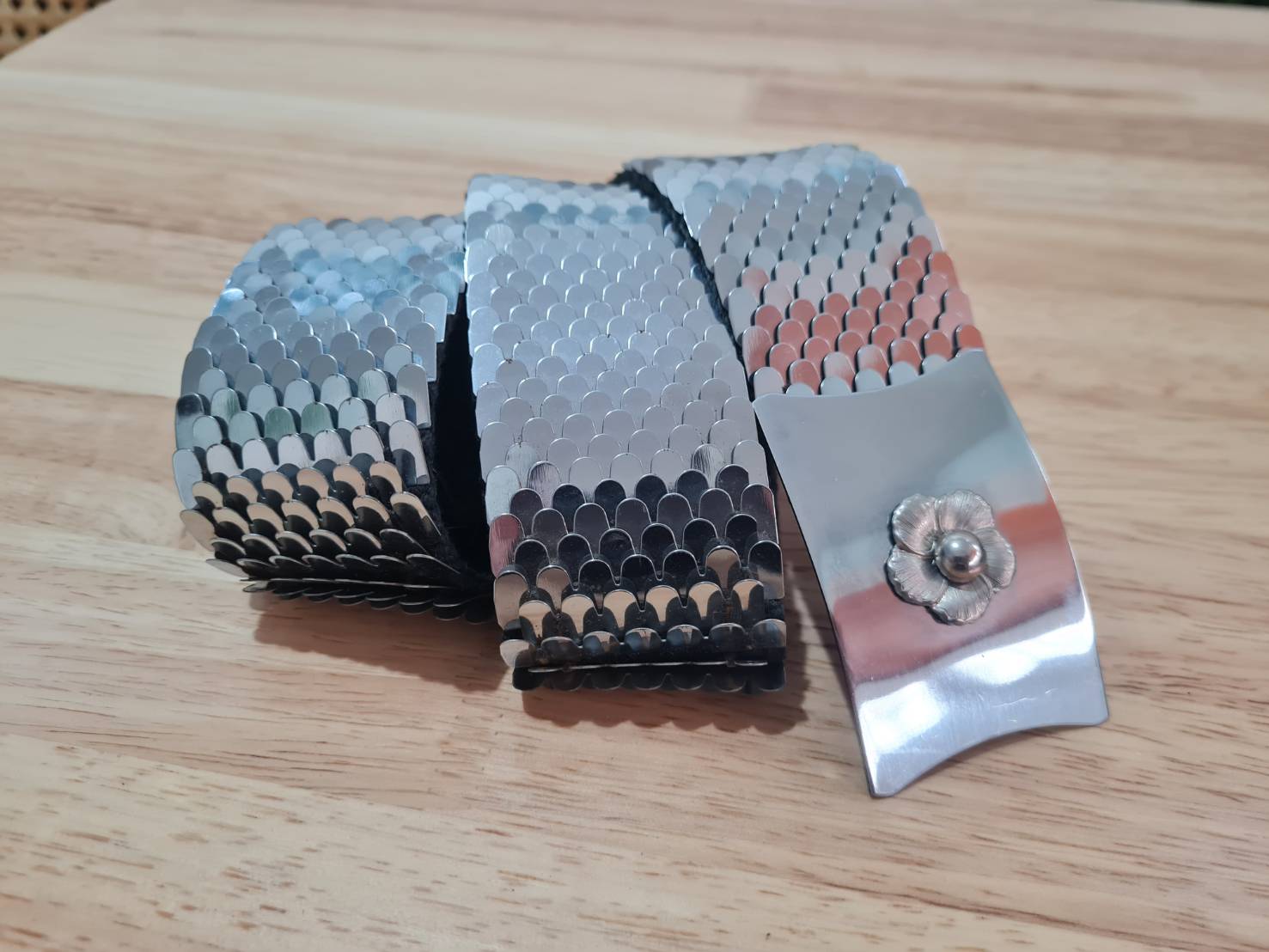 เข็มขัดเงินเกล็ดปลา Made in U.S.A. สวยมากกกก