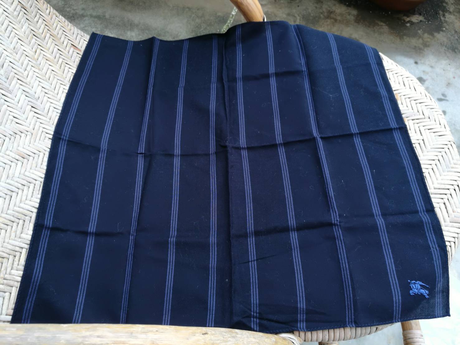 ผ้าเช็ดหน้าชาย BURBERRY ผ้าดีมากกก