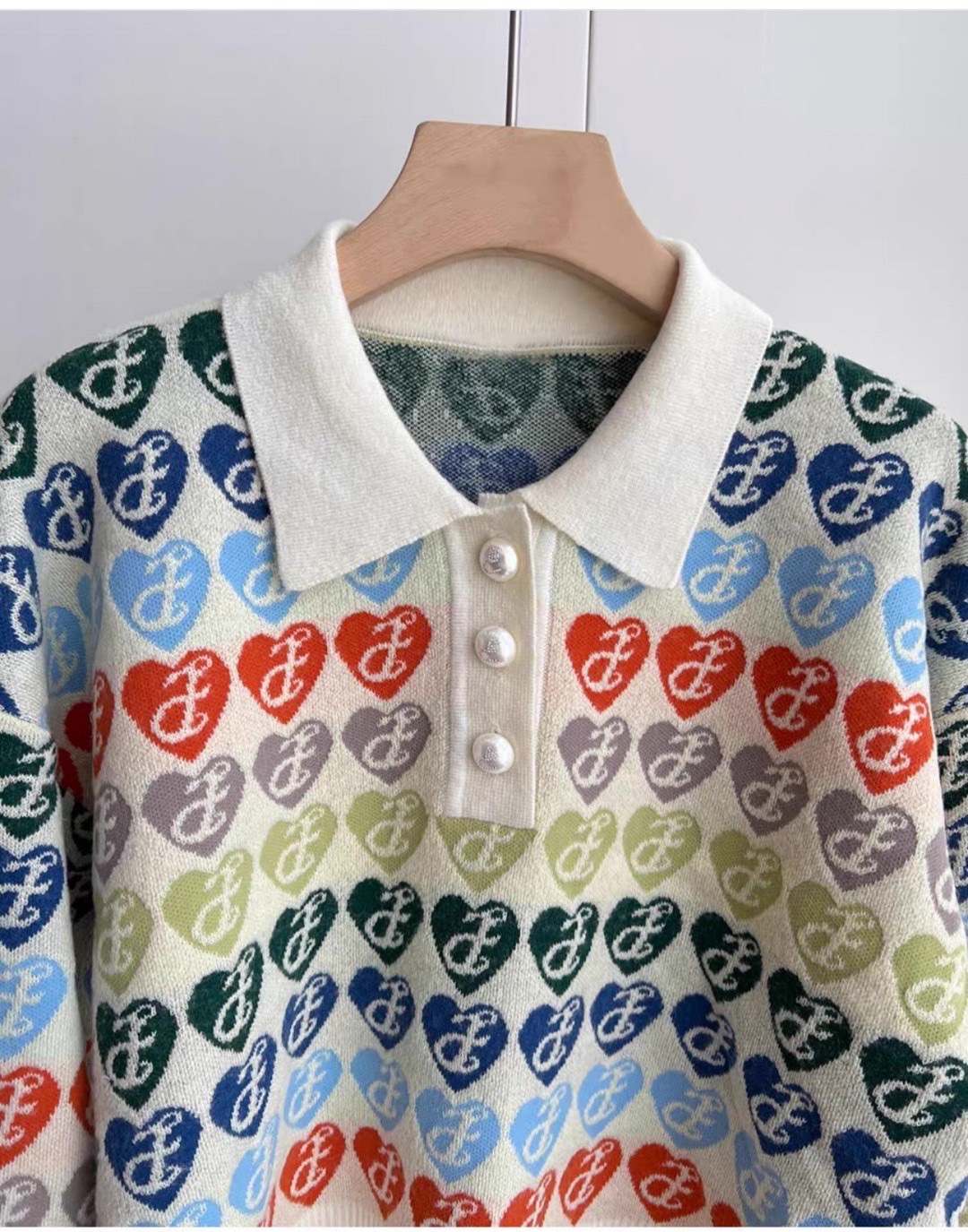 เสื้อไหมพรมแขนยาว คอปกลายหัวใจสีๆ ทั้งตัวงานสวย ใส่สบาย : สินค้าคุณภาพ (พร้อมส่ง)