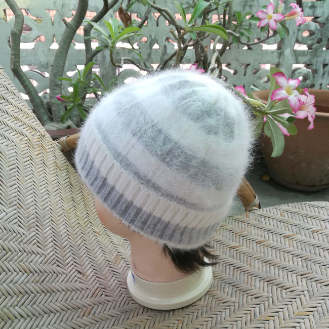 หมวกไหมพรมขนกระต่ายแองโกล่า สวยมากอุ่นติดลบ /ของใหม่/