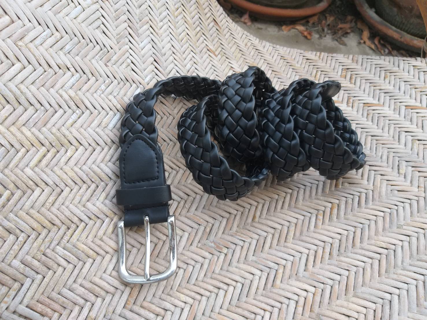 เข็มขัดหนังสานขัด (ของใหม่จากญี่ปุ่น)