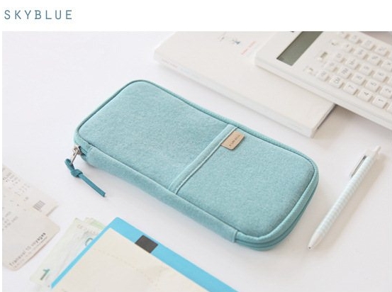 กระเป๋าใส่พาสปอร์ต กระเป๋าใส่หนังสือเดินทาง เอกสารสำคัญ มีสายคล้องมือ พกพาสะดวก ผลิตจากโพลีเอสเตอร์ กันน้ำ คุณภาพดี