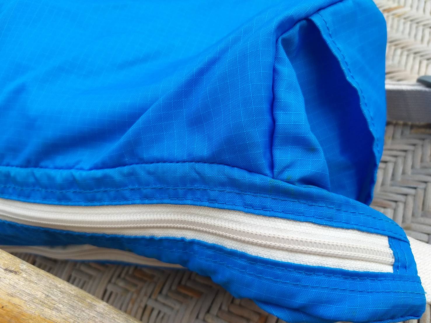 กระเป๋าสะพาย adidas ของแท้ น่ารักมาก