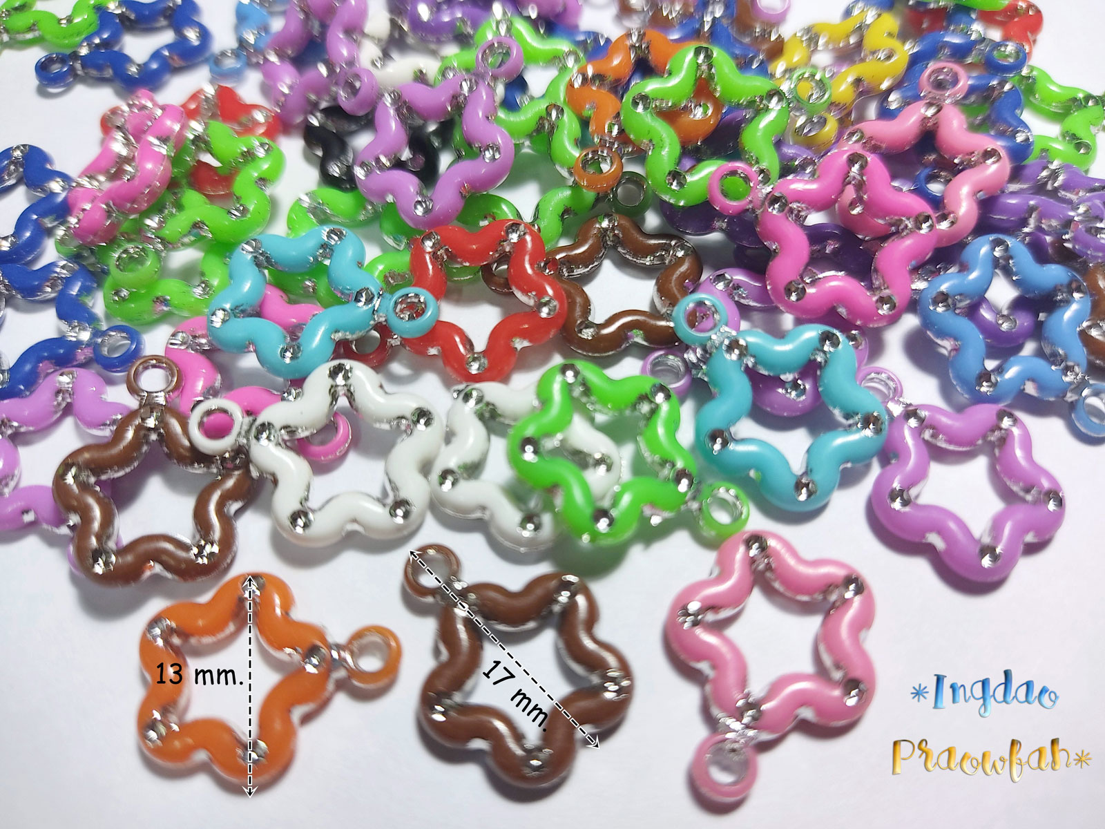 5359mt จี้รูปดาวคละสี ขนาด 1.7 ซม. รวมห่วง (10 กรัม/ 40 ชิ้น)