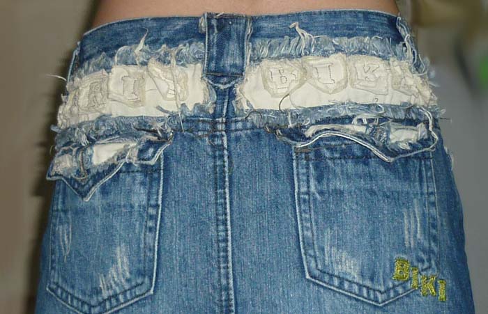 กระโปรงยีนส์สั้น เป๊ะเว่อร์! 28.5-34-12.5