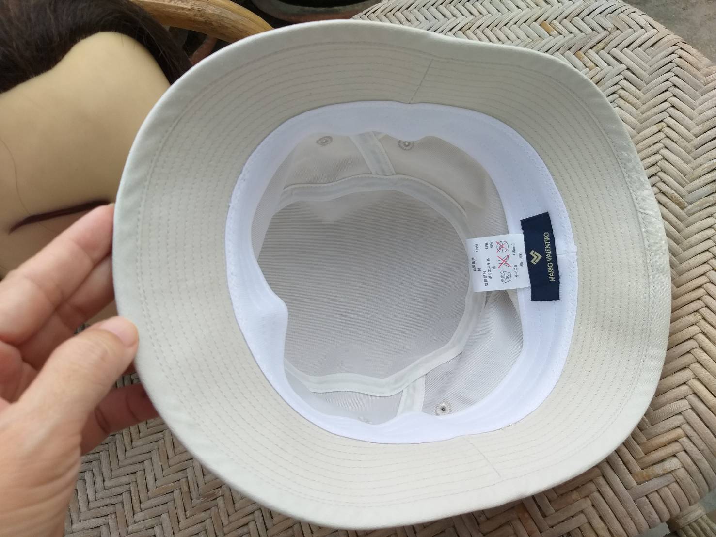 หมวกบักเก็ตแนวลุยป่า MARIO VALENTINO (ของใหม่)