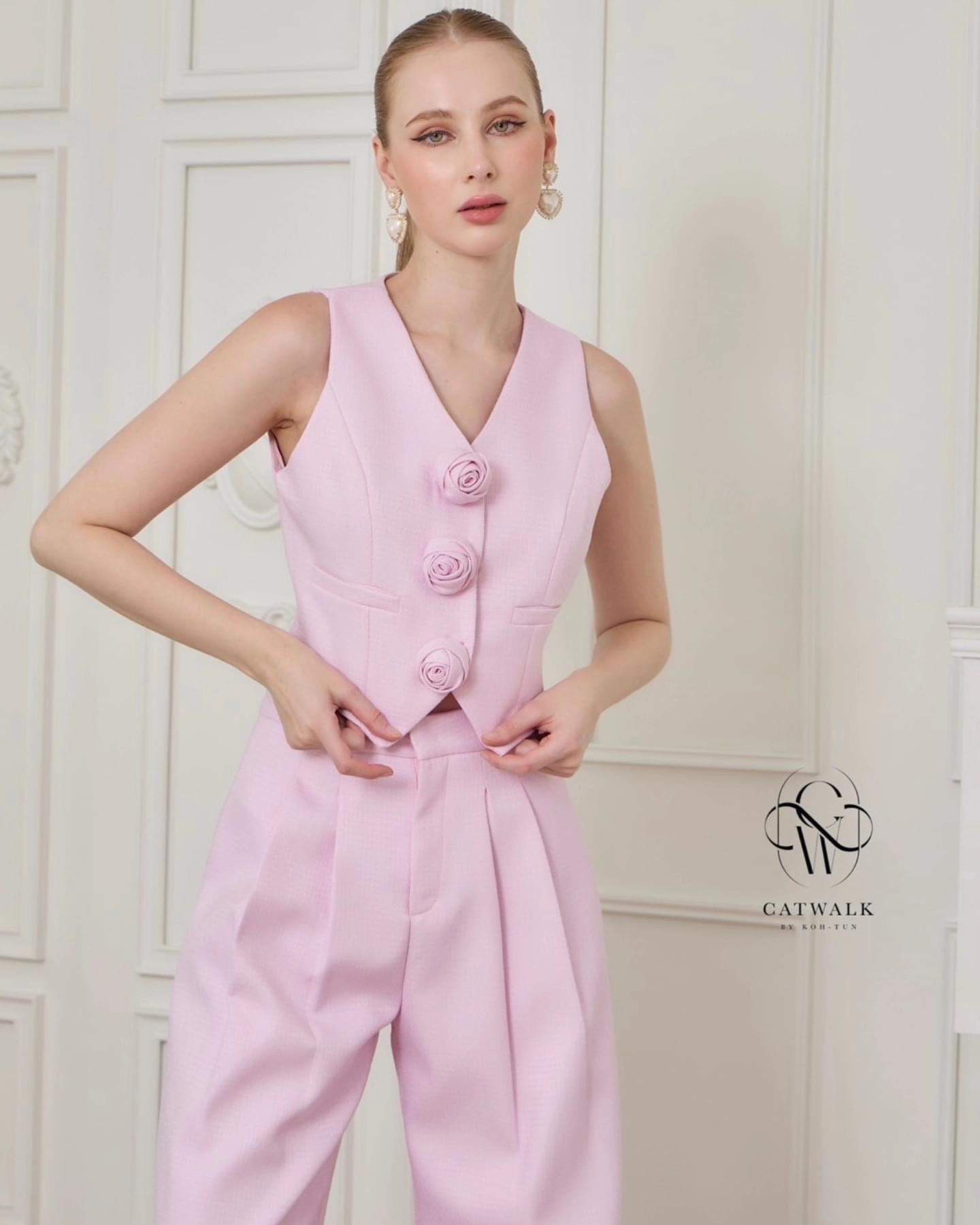 เซตเสื้อ Vestแต่งดอกไม้ +กางเกงทรงสวย เนื้อผ้าทอ ลายเกรดเอ ใส่สบาย : สินค้าคุณภาพ (พร้อมส่ง)