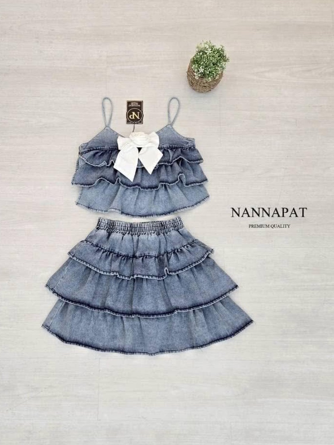 เซ็ทเสื้อกระโปรงระบายเป็นชั้นๆ ใส่สบาย : สินค้าคุณภาพ (พร้อมส่ง)