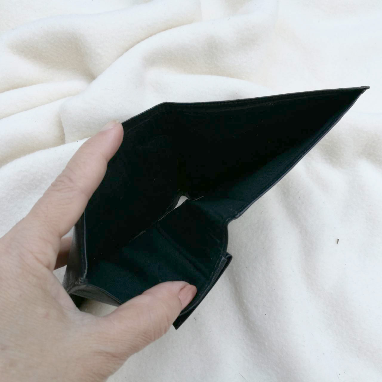 กระเป๋าสตางค์หนังแท้สีดำ phoenix