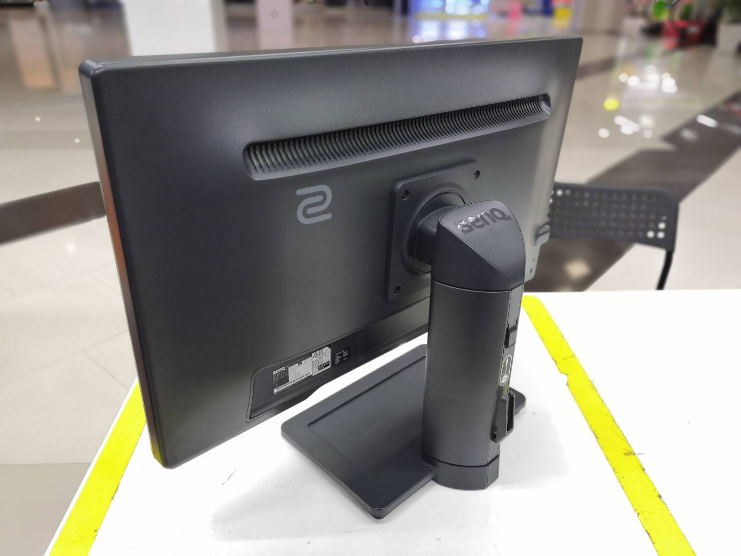 จอที่คอเกม FPS ห้ามพลาด BenQ ZOWIE XL2411P 