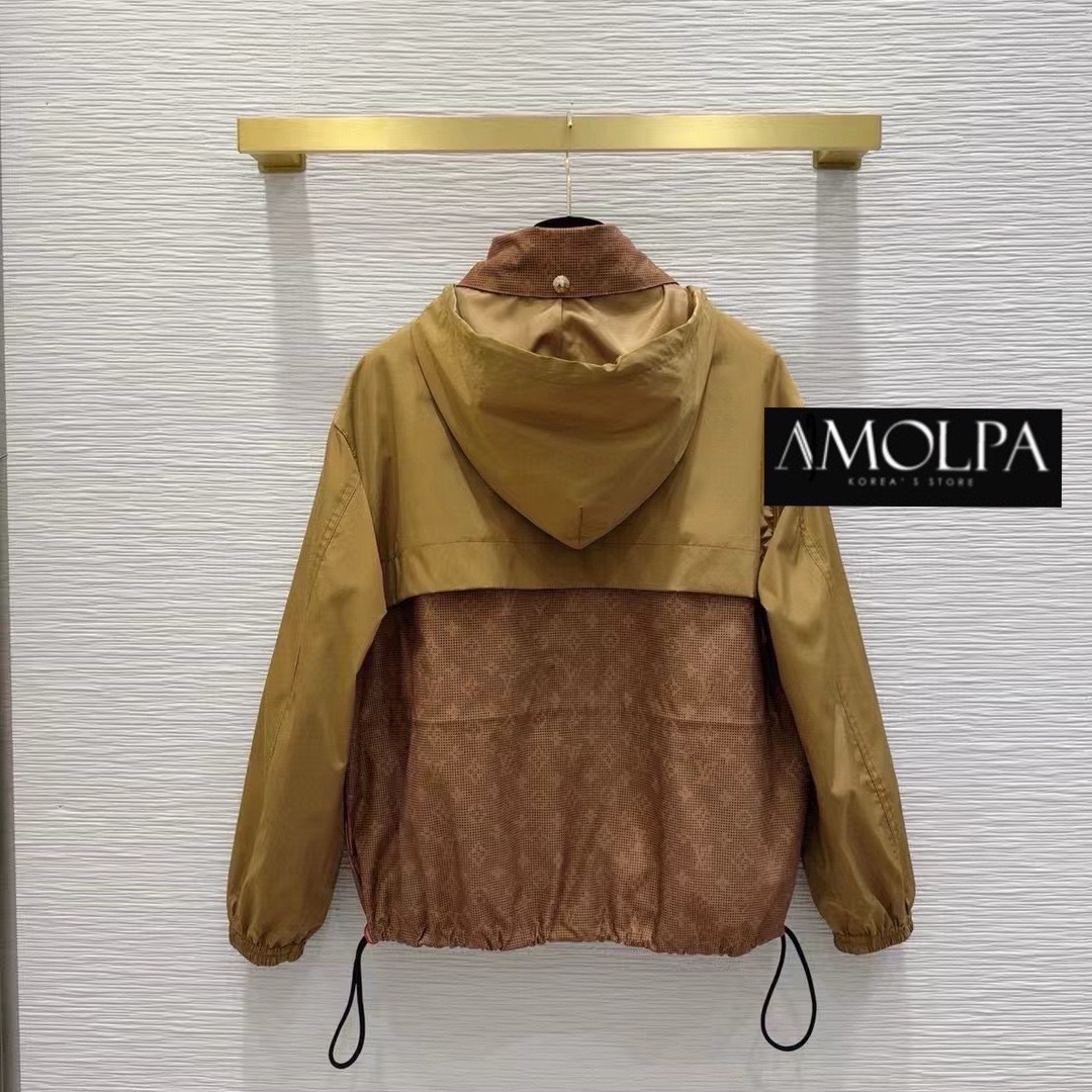 JACKET LV 2024SS งาน hiend เนื้อผ้าดีม๊าก งานสวยสุด ปังงง ....ผ้าใส่สบายมาก ห้ามพลาดเลยนะคะ ใส่สบายสุดๆ 📍รุ่นนี้ ช ญ ใส่ได้น๊า ใส่สบาย : สินค้าคุณภาพ (พร้อมส่ง)