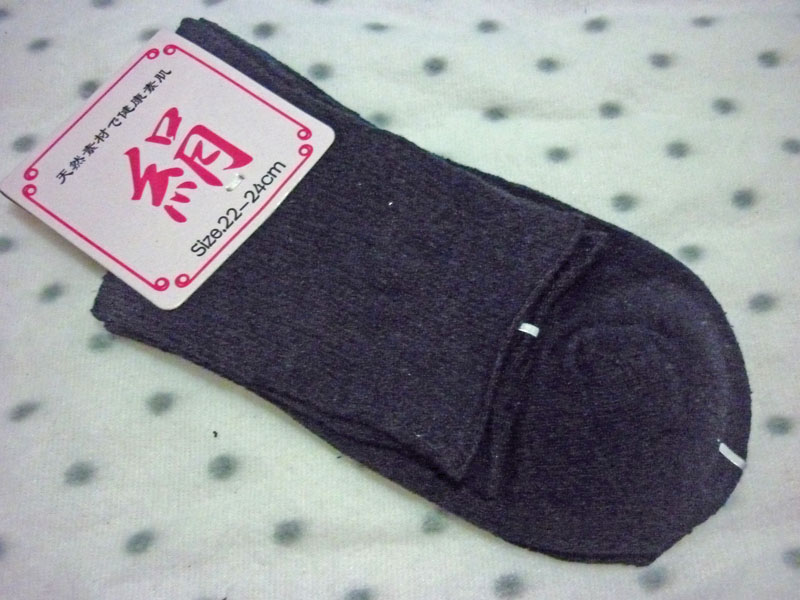 ถุงเท้าเนื้อหนาใส่อุ่น สำหรับเด็กโตและผู้หญิง