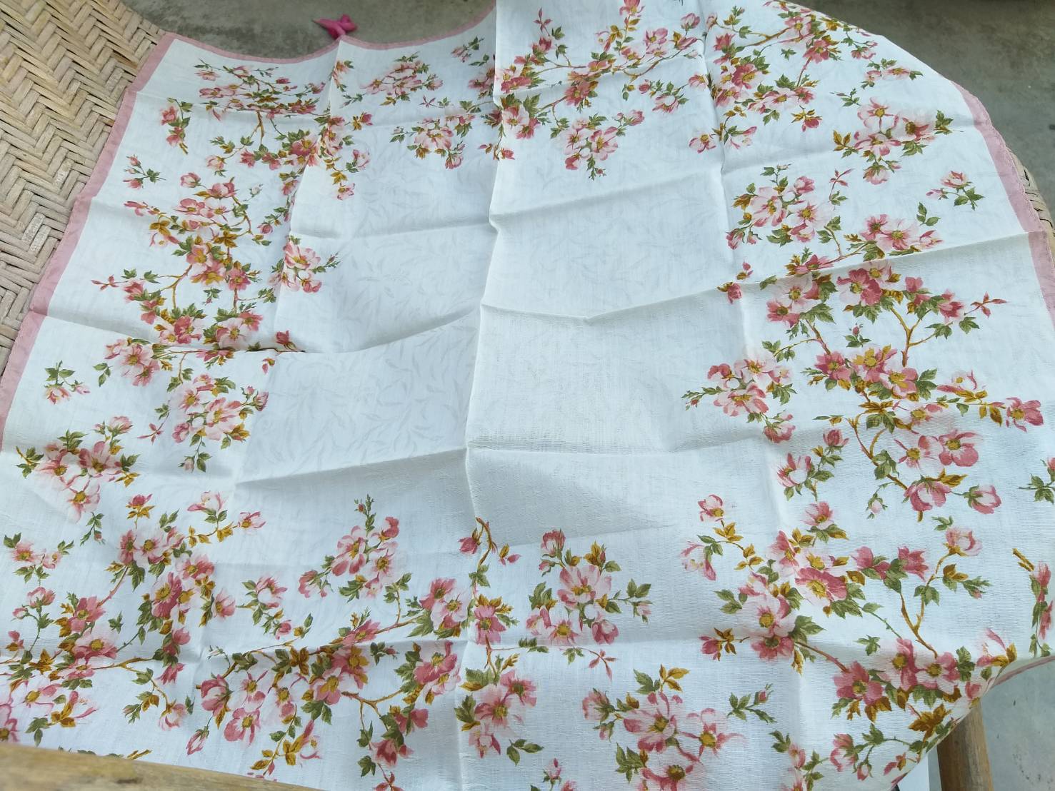 ผ้าเช็ดหน้า RALPH LAUREN ลายสวยมากๆ