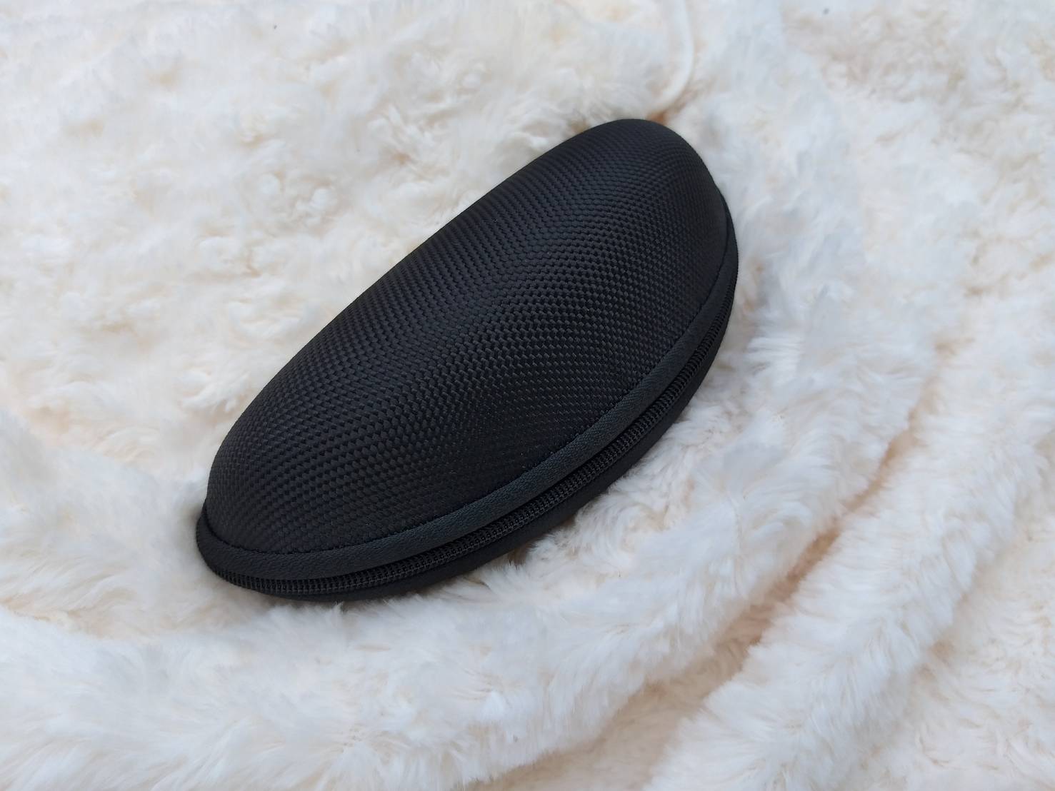 แว่นกันแดด OUTDOOR ใหม่ป้ายห้อย พร้อมกล่อง