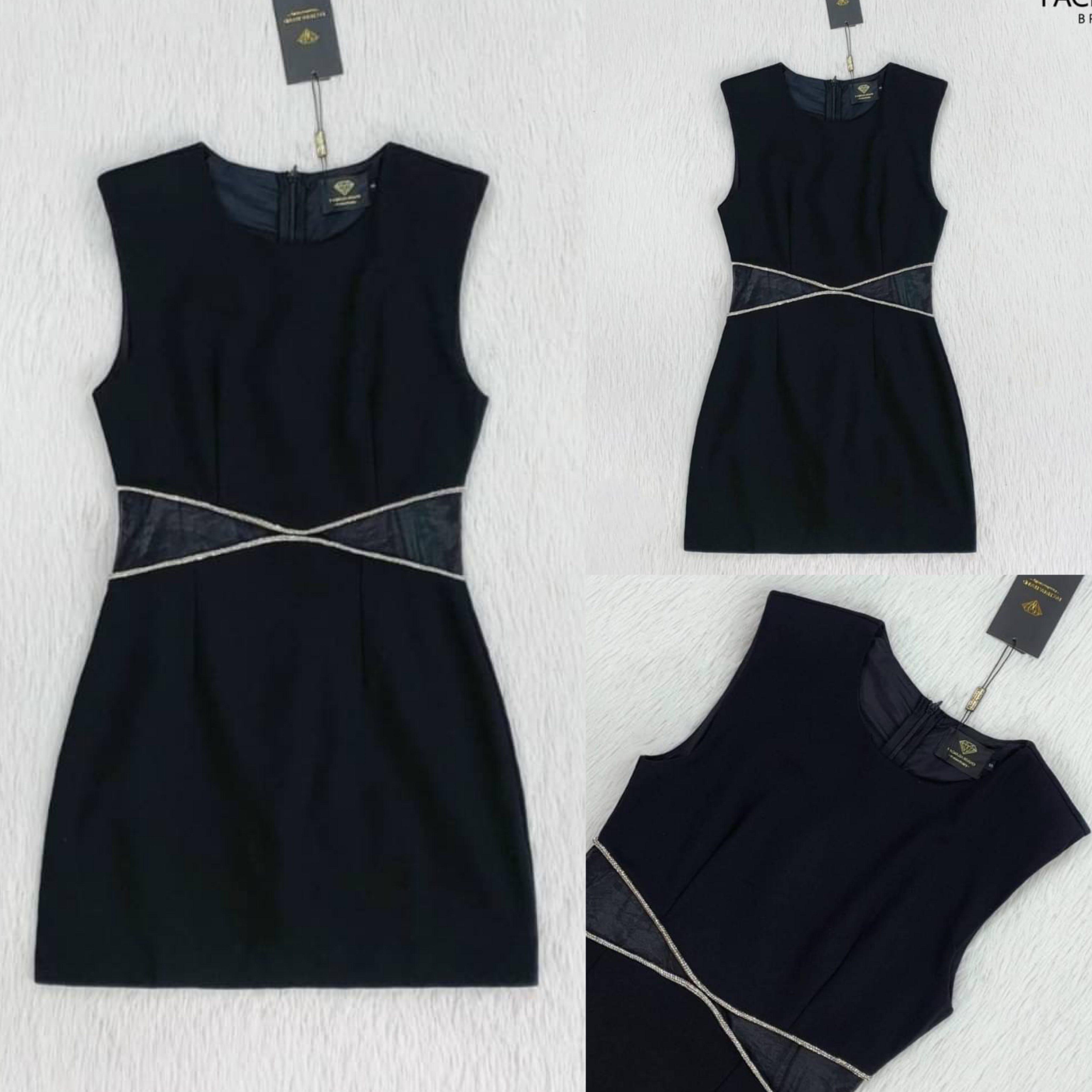 เดรสสั้นแขนกุด. ทรงเข้ารูป ช่วงเอวเว้าตัดต่อผ้าซีทรู ติดเพชรวิบวับสวยมาก สินค้าคุณภาพ (พร้อมส่ง)