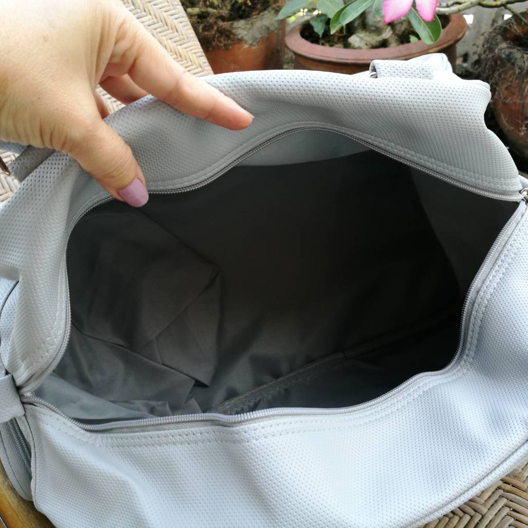 กระเป๋าพรีเมี่ยม SCB TITANIUM GOLF CARD /ของใหม่/