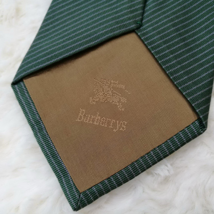 เนคไทแบรนด์เนม BURBERRY Silk Tie