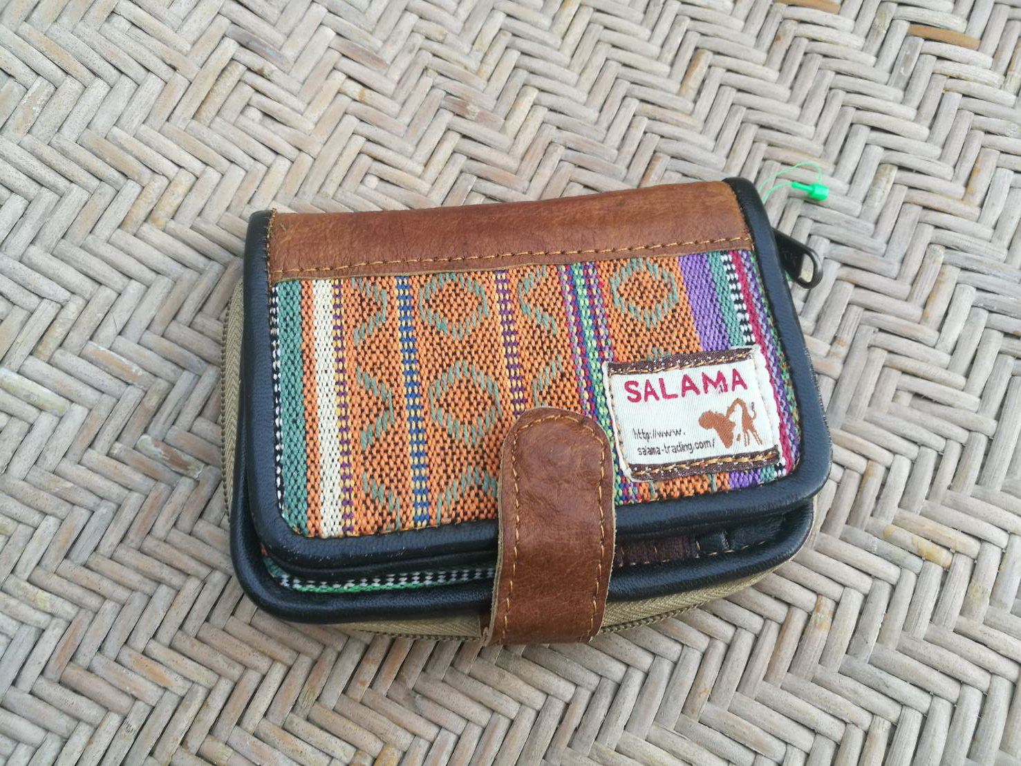 กระเป๋าสตางค์ SALAMA Handmade จากเนปาล สวยมาก (ของใหม่)