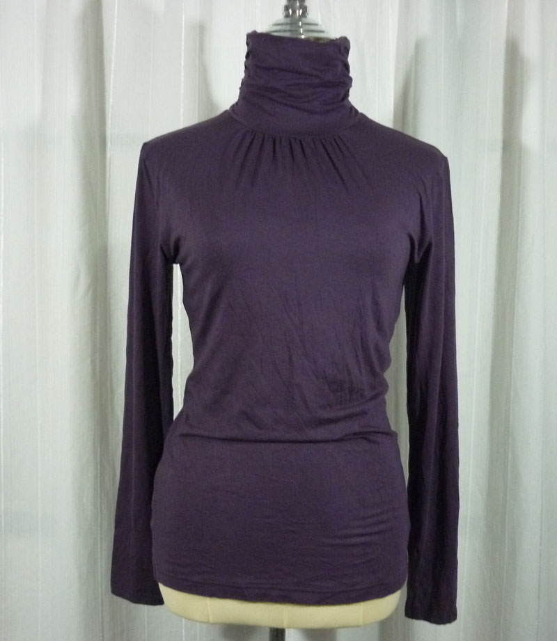 เสื้อฮีทเทคหญิง สีม่วง TOPVALU Sz L