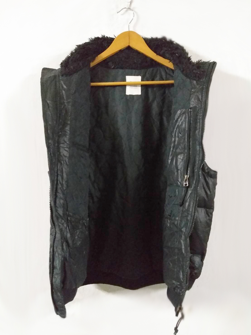 เสื้อกั๊กขนเป็ดหนา เป๋าเยอะมาก อก50