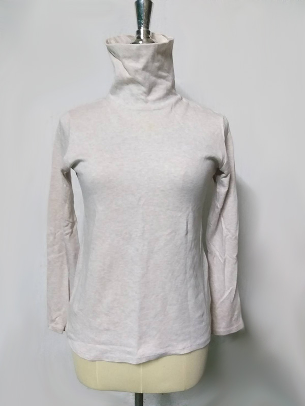เสื้อแขนยาวคอเต่า Uniqlo SzS