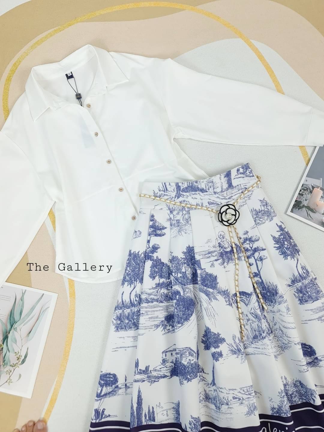 set3ชิ้น พร้อม เข็มขัดโซ่ดอกไม้ เสื้อเซิ้ตและกระโปรง ยาวพิมส์ลายเนื้อผ้าพรีเมี่ยมสุดๆ สวยครบ จบในชุดเดียว ใส่สบาย : สินค้าคุณภาพ (พร้อมส่ง)