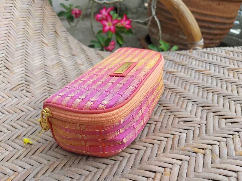 กระเป๋าอเนกประสงค์ผ้าไหม Jim Thompson สวยมาก