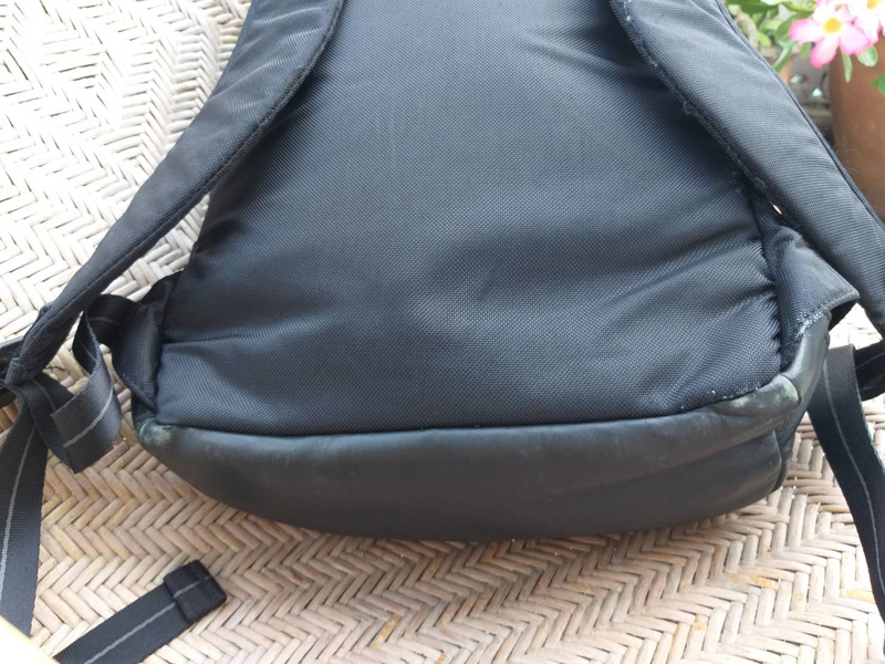 กระเป๋าเป้ NIKE ก้นหนังแท้ ใส่โน๊ตบุ๊คได้ ช่องเยอะ