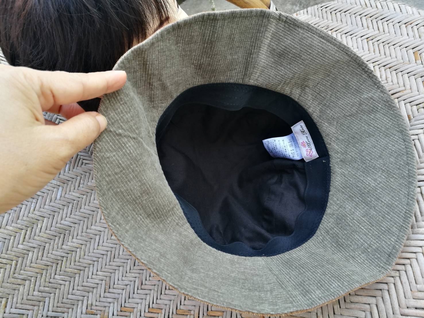 หมวกบักเก็ตผ้าลูกฟูก สวยน่ารักมาก (ของใหม่)