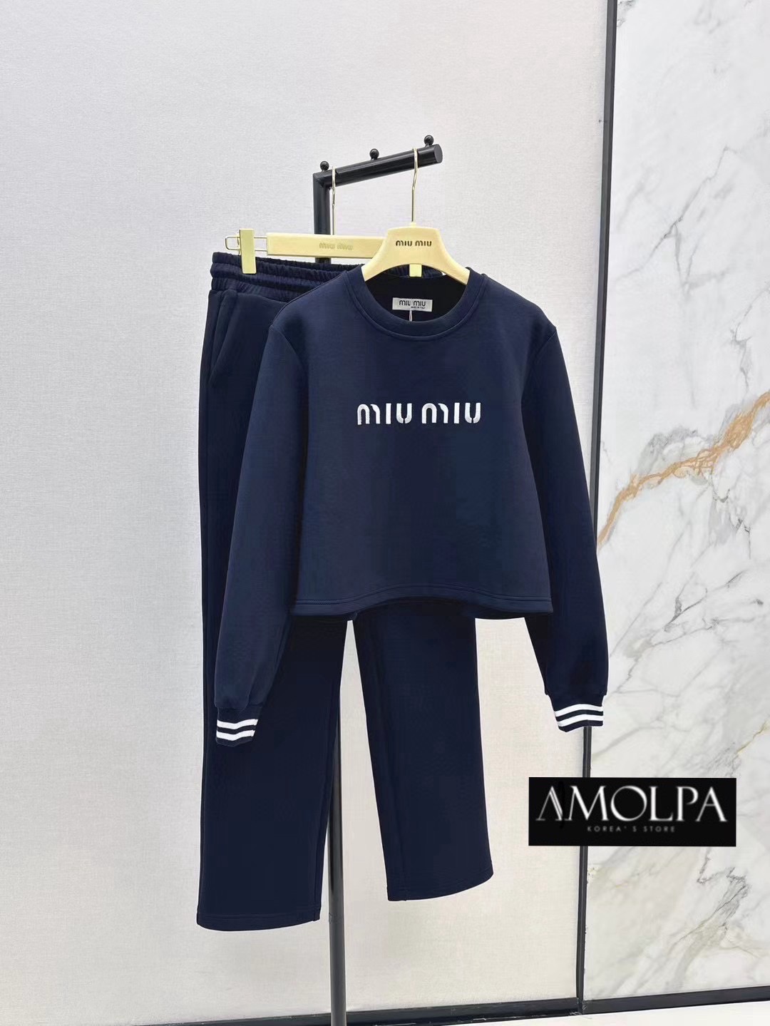 SET MIU MIU งาน hiend งานสวยสุดปังชนช๊อป สวยจี๊ด เนื้อผ้าดีม๊าก ใส่สบายสุดๆ ใส่สบาย : สินค้าคุณภาพ (พร้อมส่ง)